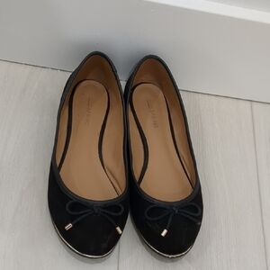 Elegant Black Flats with Bow Suede Size 8.5 US Minimalist